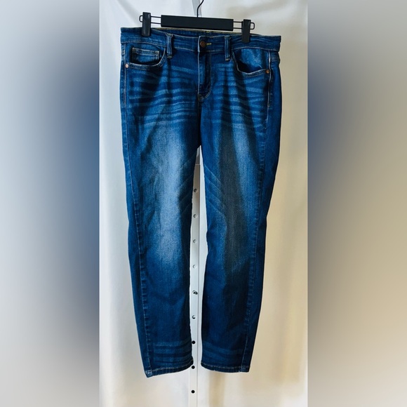 Judy Blue Denim - Judy Blue Relaxed Fit Jeans Rise 9.5” Inseam 26” size 13/31
